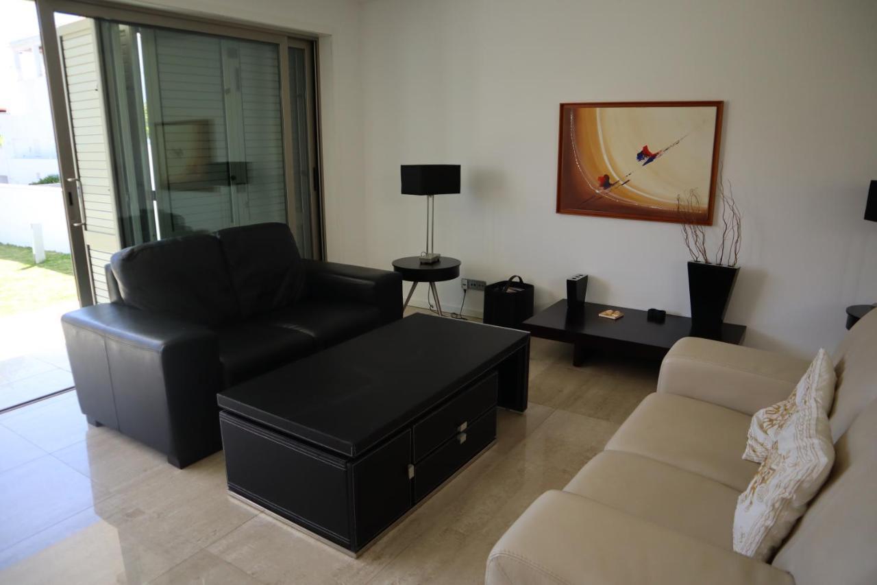 Villa Dos Salgados, 5Bdr, Beach Front, Near Salgados Golf Club Guia  Extérieur photo