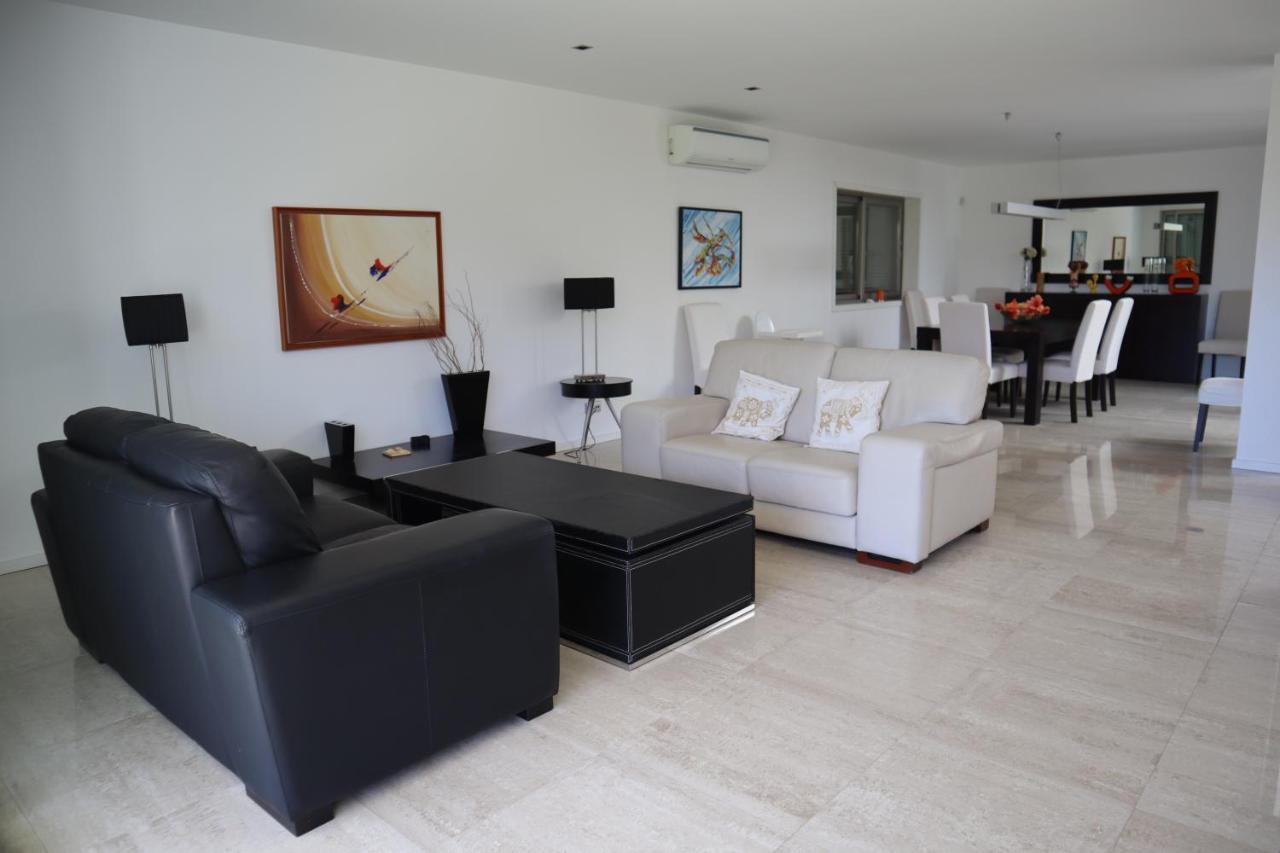 Villa Dos Salgados, 5Bdr, Beach Front, Near Salgados Golf Club Guia  Extérieur photo
