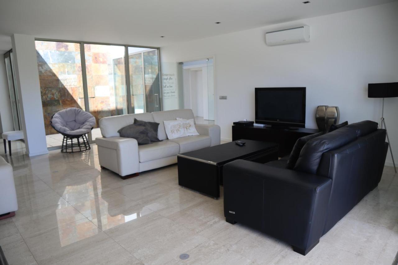 Villa Dos Salgados, 5Bdr, Beach Front, Near Salgados Golf Club Guia  Extérieur photo